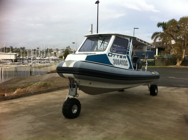 Queensland Parks 7.1m RIB